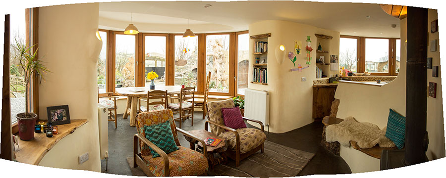 mud and wood living room